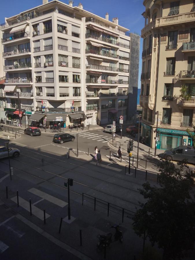 Charmant F1 Pres Tramway Et Plage Nice Bagian luar foto